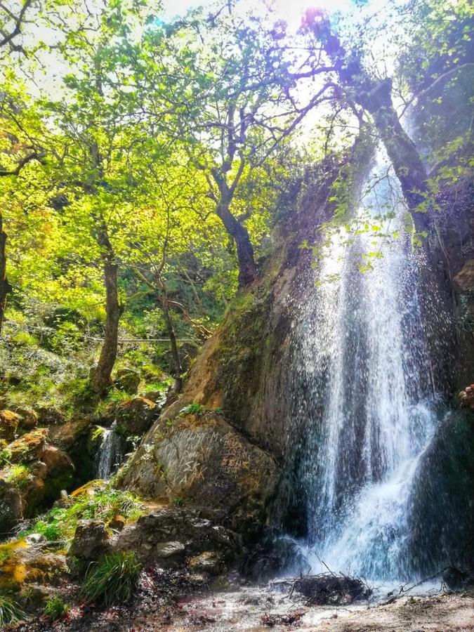 Отель Ermis Лутра Ипатис Экстерьер фото